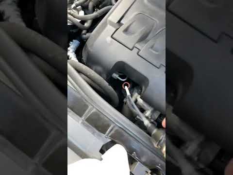 Solution pour retirer l’huile du moteur en trop