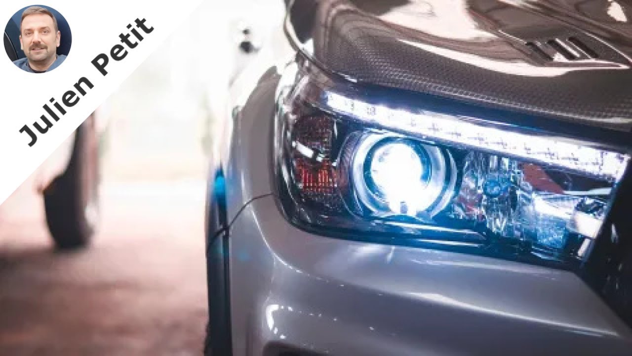 Qu'est-ce que les phares adaptatifs dans une voiture ?