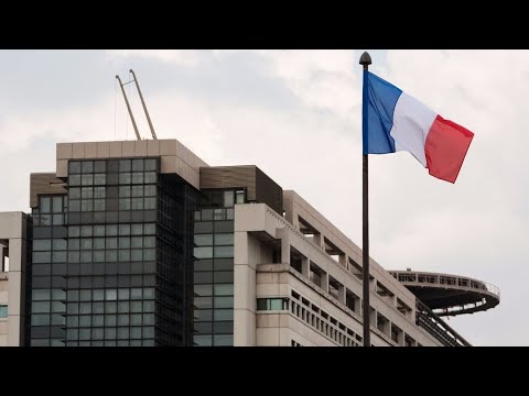 Fiscalité, immobilier, malus... Ce que le budget 2025 change pour les Français